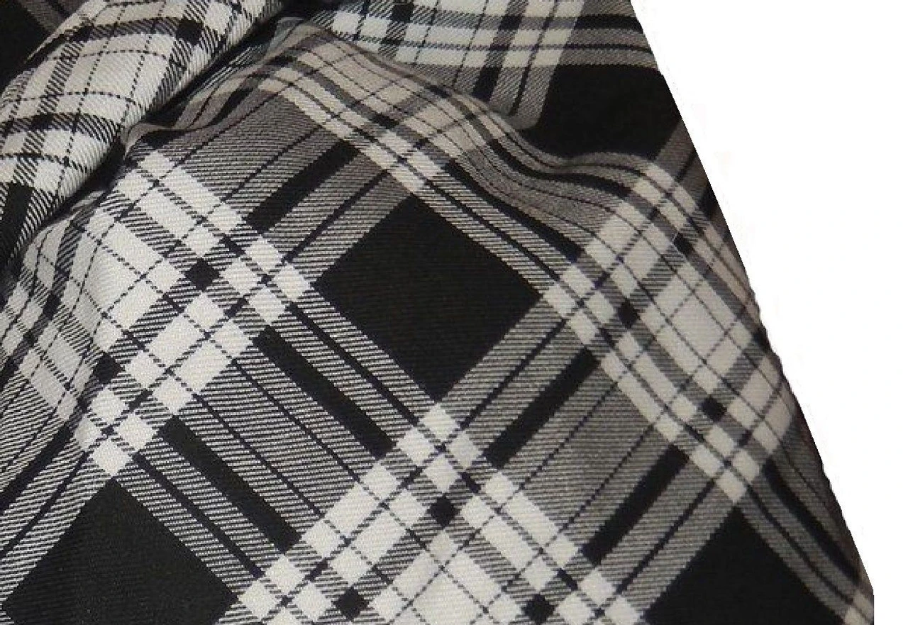 Ladies PolyViscose Tartan Poncho / Shawl Robert Burns Night Fancy Dress 2 Ladies PolyViscose Tartan Poncho / Shawl Robert Burns Night Fancy Dress - Image 2